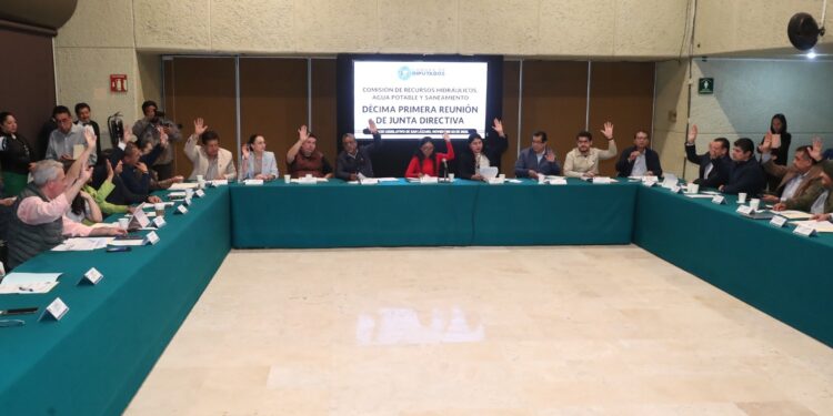 Comisión de Aguas analiza ley