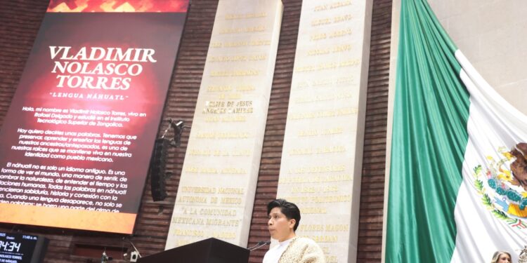 En Nahutl les hablan a diputados, pero no entienden