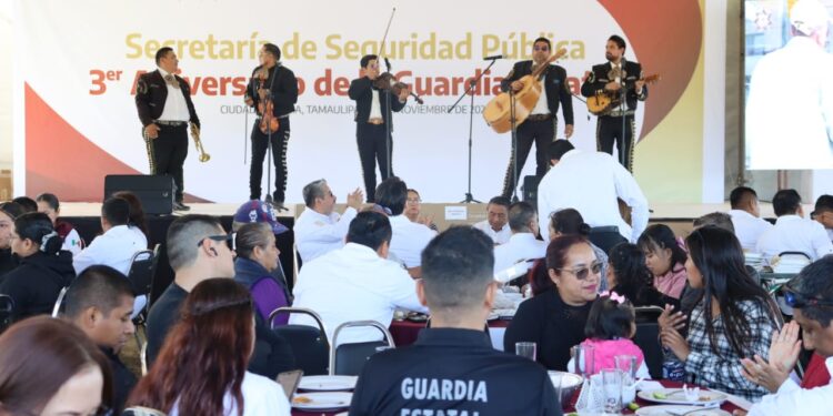Con música, danza y regalos, SSPT celebra tres años de la Guardia Estatal