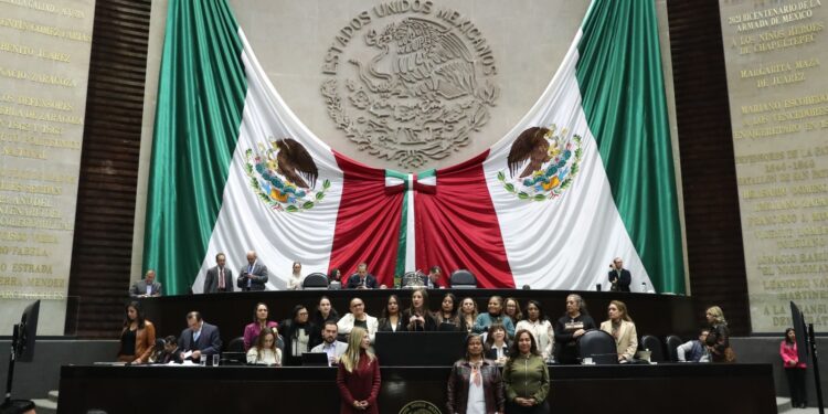 Aprueban reformas para que órdenes de protección consideren relación de poder contra la víctima