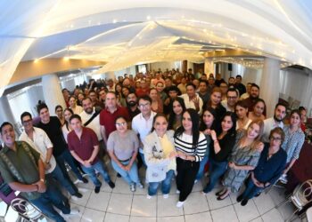 Sostiene Olga Sosa Asamblea Informativa en Tampico