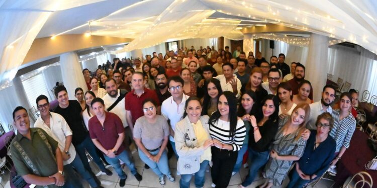 Sostiene Olga Sosa Asamblea Informativa en Tampico