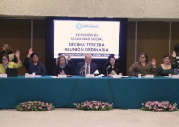 EXHORTO AL ISSSTE PARA QUE SE ACTUALICE