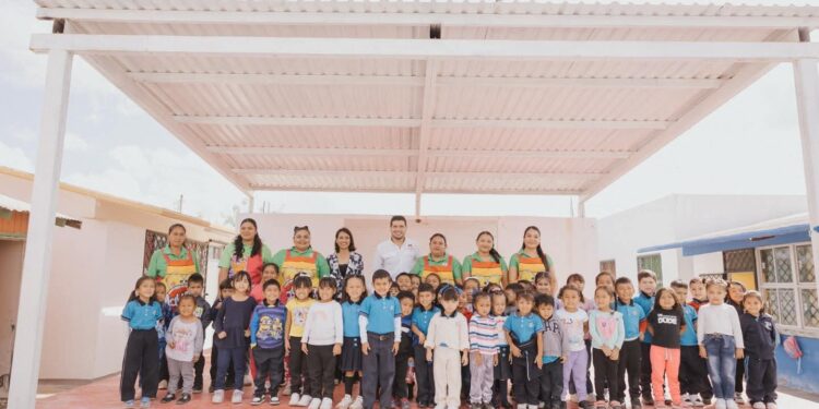 Gobierno de Beto Granados Supervisa Obra de Techumbre en el Jardín de Niños del Poblado Las Higuerillas