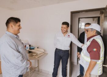 Beto Granados supervisa rescate del Centro de Salud en Las Higuerillas, tras ocho años de abandono