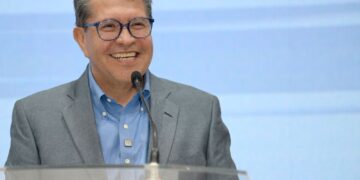 Leyes arancelarias protegeran la industria nacional: Monreal