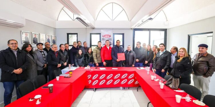 Conmemoró CMIC Tamaulipas 50 Aniversario con el Alcalde Carlos Peña Ortiz