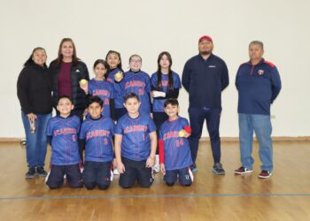 Sólido apoyo de Carlos Peña Ortiz a eliminatoria Regional de Beisbol 5