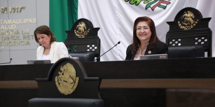 Dos hombres y una mujer en la final para la Fiscalía Anticorrupción