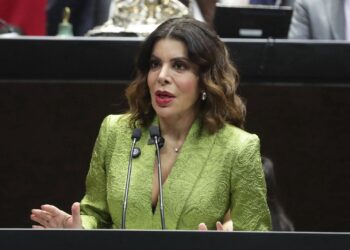 QUE LOS DIDIS Y UBER ENTREN A LOS AEROPUERTOS