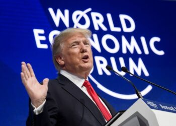 Desiste Trump de aranceles a europeos por Groenlandia