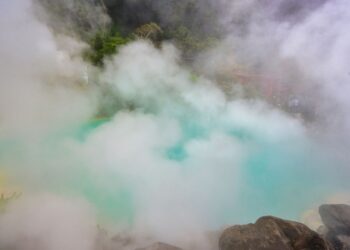 Incendio consume vivienda en Altamira