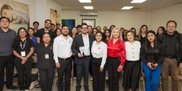 Reconoce DIF Matamoros al Dr. Eduardo Iván Rodriguez Ayala como Guerrero de la Sonrisa