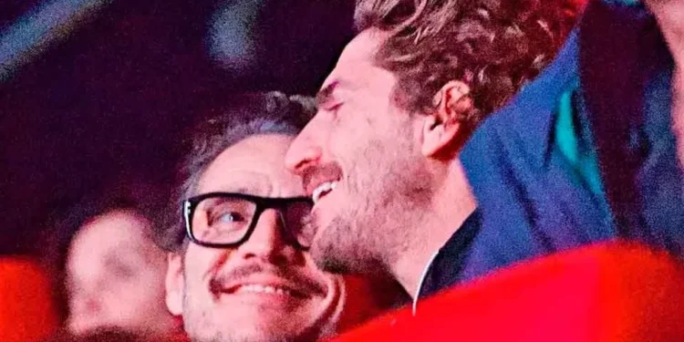 Captan a Pedro Pascal con ex novio de Luke Evans