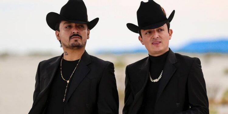 Duele a Los Dos Carnales no poder ir a cantar a EU