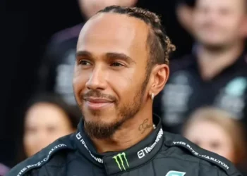 Lewis Hamilton ve oportunidad para competir en 2026