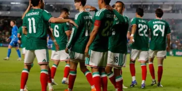 México venció el miedo y goleó a Islandia