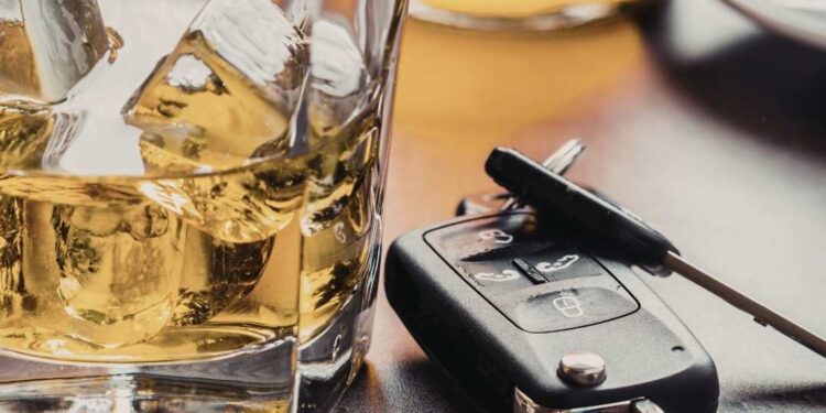 Refuerzan vigilancia vial para prevenir accidentes por consumo de alcohol