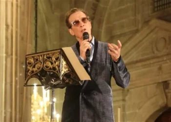 Agradece Emmanuel 50 años de carrera con misa en la Catedral