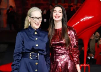 Ponen Anne Hathaway y Meryl Streep a México a la moda