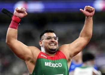 Persigue Uziel un nuevo logro