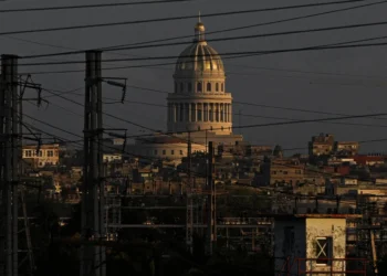 Cuba liberará a 51 presos en medio de presiones de EU