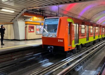 Movilizaciones y tráfico complican traslados en Ciudad de México