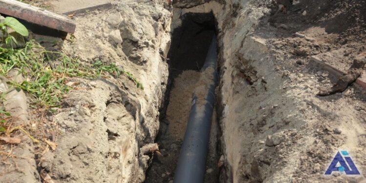 Entre malos olores y encharcamientos, crece la molestia por fallas en el drenaje de Reynosa