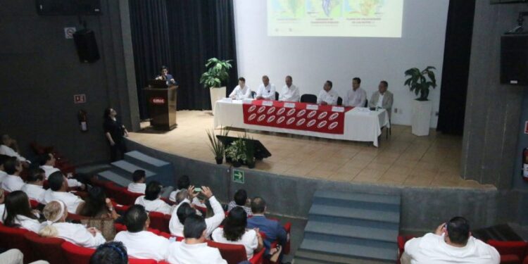 Refrendan Gobierno y CMIC compromiso con movilidad ordenada y desarrollo urbano
