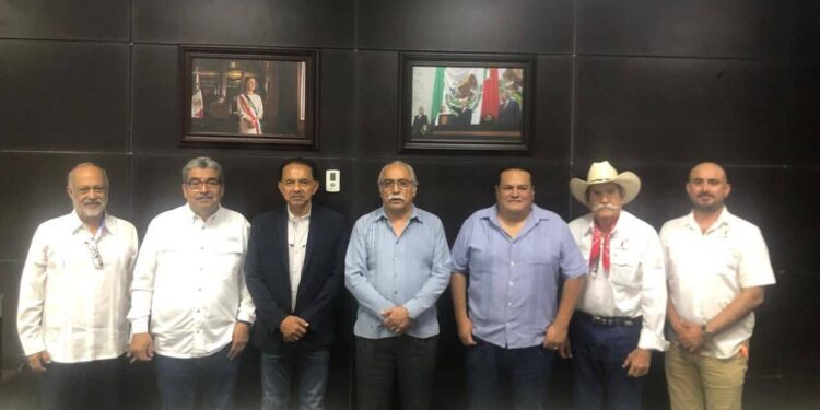 Fortalecen la actividad pesquera en Tamaulipas con financiamiento para la adquisición de motores