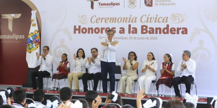 Trabajamos para que haya mejores escuelas y más oportunidades para todas y todos: Américo