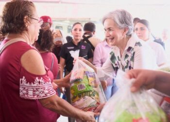 Américo y María de Villarreal benefician a miles en González a través de la brigada Transformando Familias