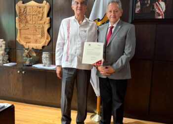 Designa gobernador Américo Villarreal a Ricardo Guerrero como nuevo secretario de Salud