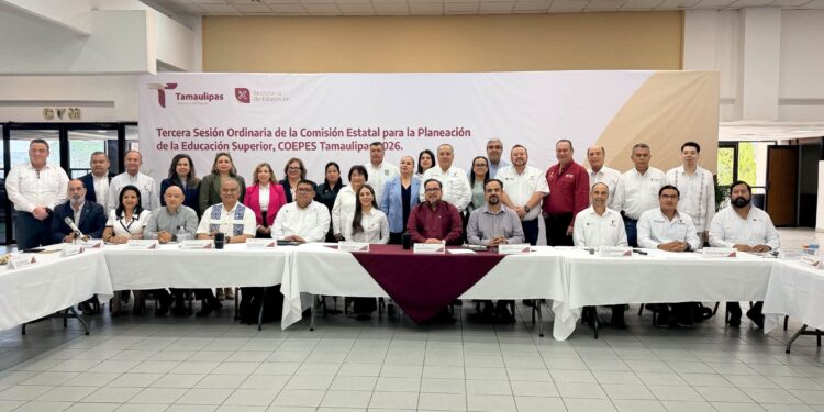 UNIVERSIDAD, GOBIERNO E INDUSTRIA TRABAJAN POR UNA EDUCACIÓN SUPERIOR MÁS VINCULADA