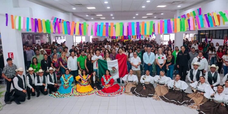 TRADICIÓN, CULTURA Y ORGULLO MEXICANO SE VIVIERON EN LA UTM